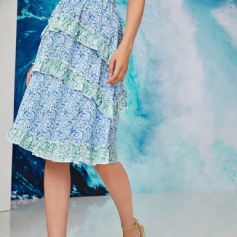 SHEIN Layered Ditsy Floral Skirt - Picture 3 of 6
